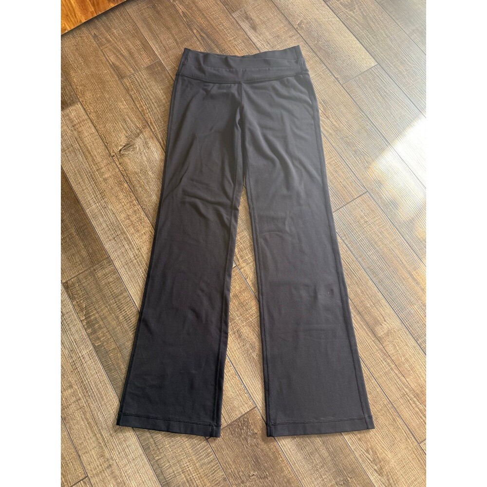 Lululemon 2011 Astro Low Rise Flare Leggings Sz. 6 Black